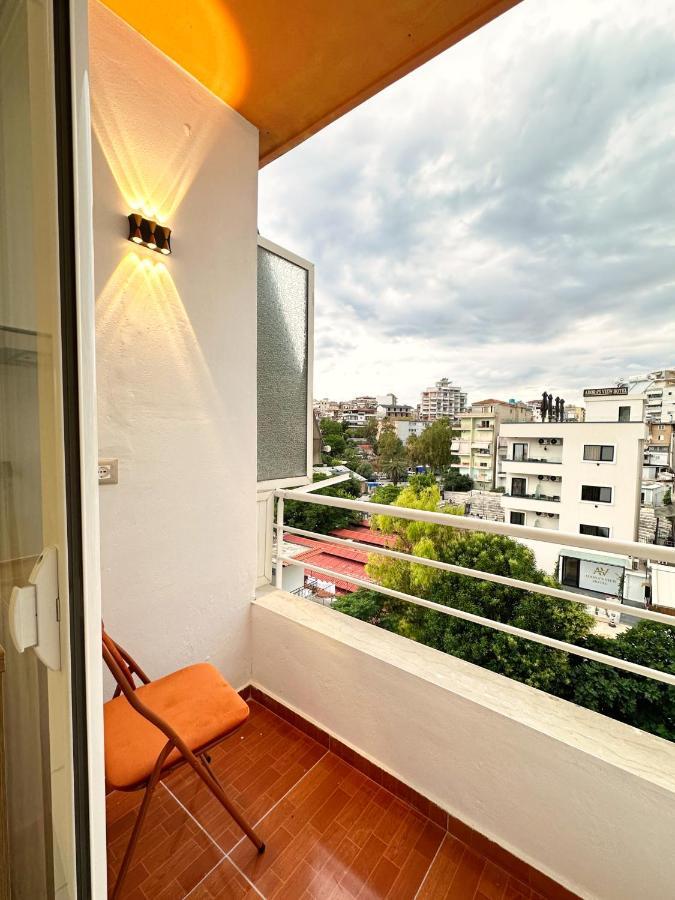 K&T Boulevard Studio Saranda Exterior photo