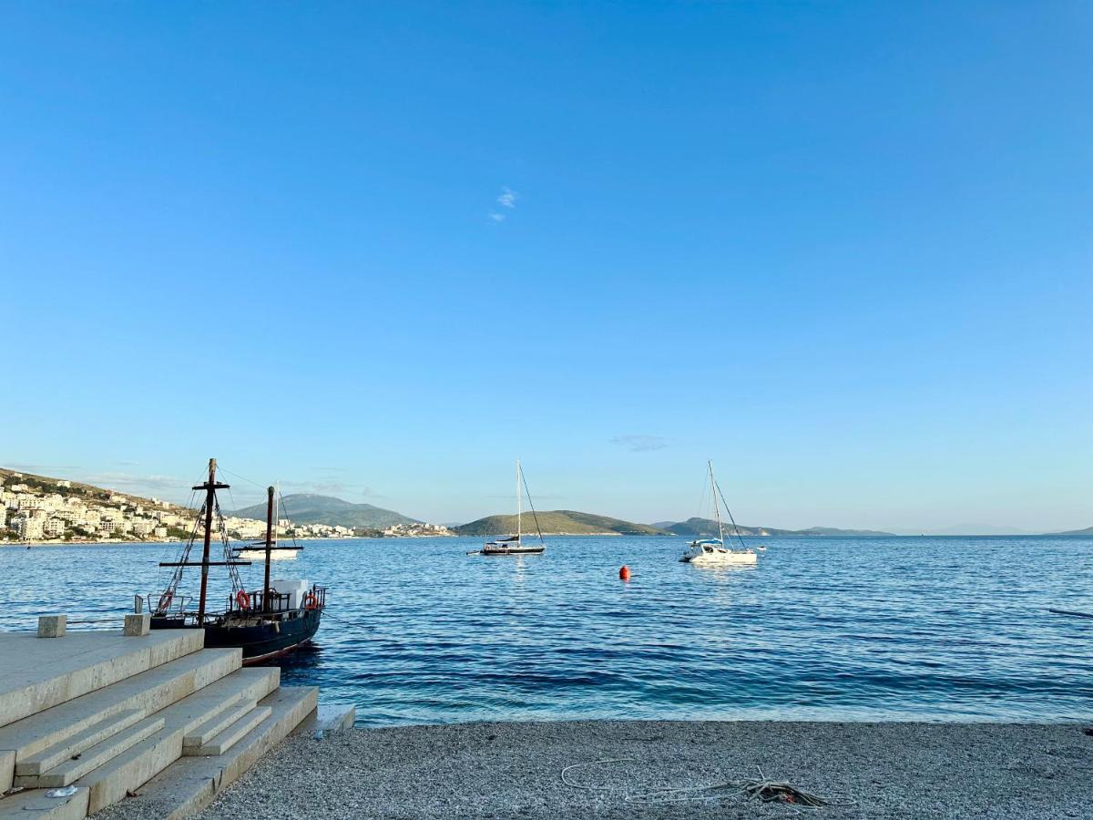 K&T Boulevard Studio Saranda Exterior photo
